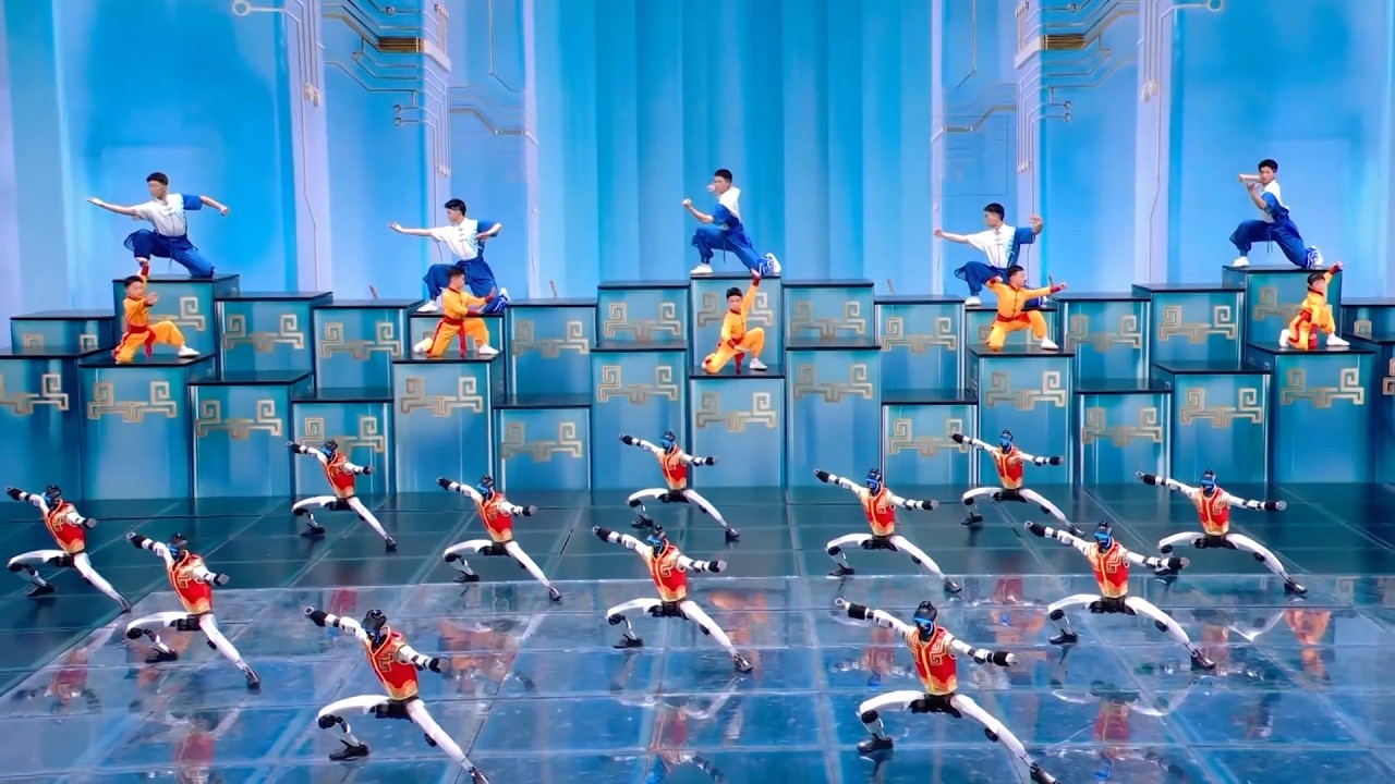 Martial arts robots dazzle at 2026 Spring Festival Gala #CoolChina #sp